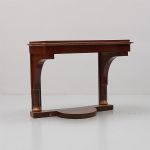 1118 4483 CONSOLE TABLE